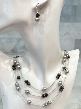 Vintage RMN Silver Faux Pearl Gray Beaded Layered Necklace & Earrings Set